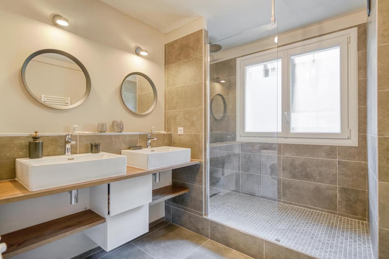 Apartamento Le Gambetta - T3 Standing Avec Parking, Wifi, Netflix Laval  Exterior foto